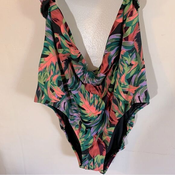 Time and Tru Swimsuit Monokini Jewel Tones Sz 3X 24W-26W NWT Gorgeous - Picture 6 of 8